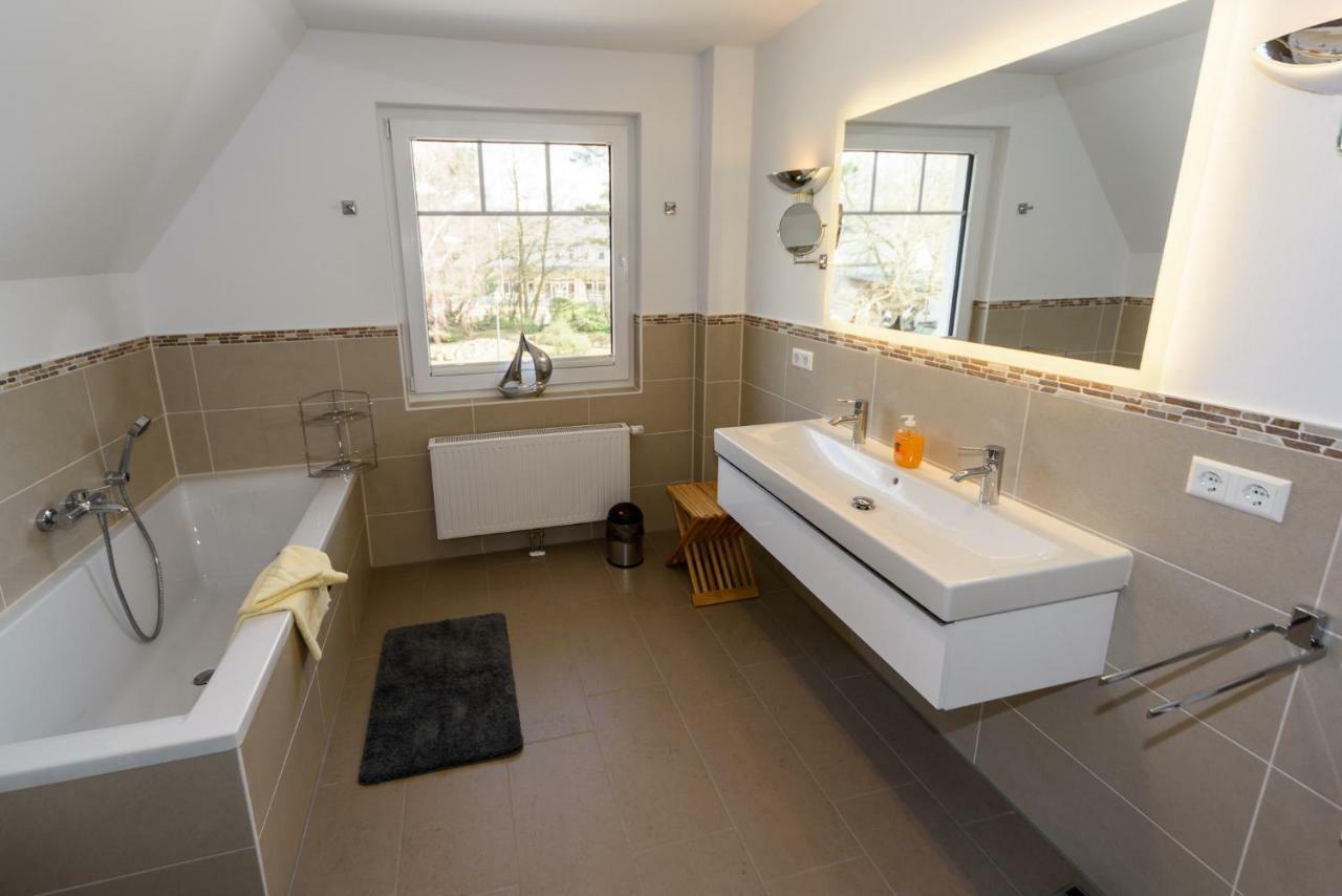 Vila Premiumhaus Bodden Und Mehr-Brise Born Exteriér fotografie